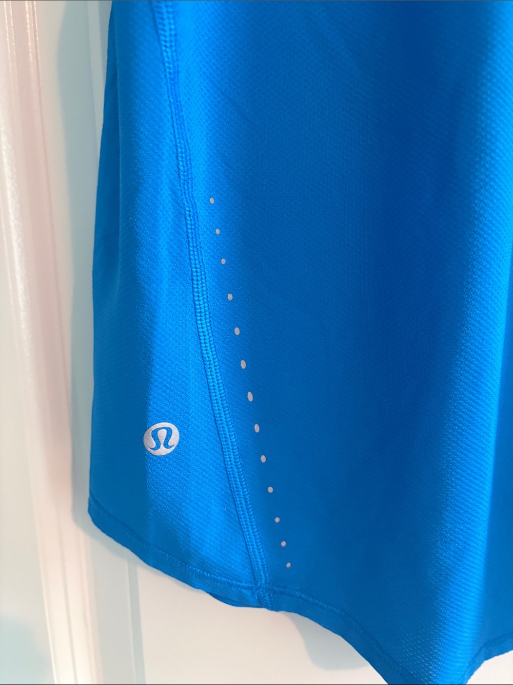 Lululemon High Neck Running and Training Top in Poolside Blue Size 10 - Picture 5 of 6